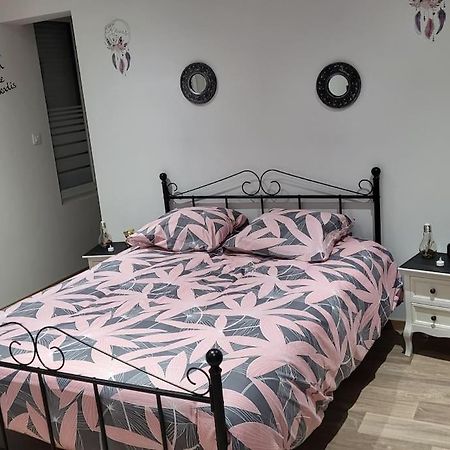 Appartamento Chez Aline Calais Esterno foto