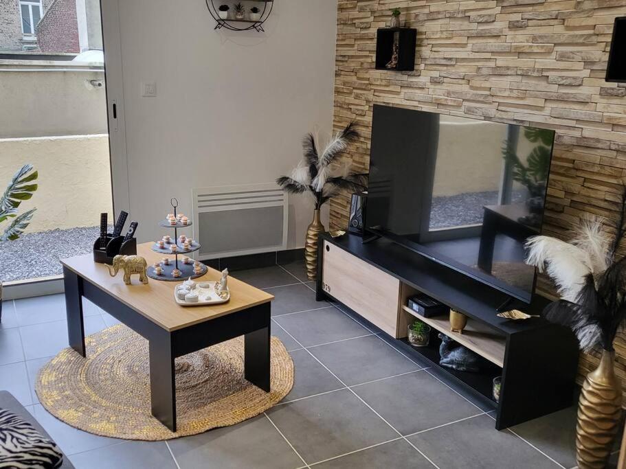 Appartamento Chez Aline Calais Esterno foto